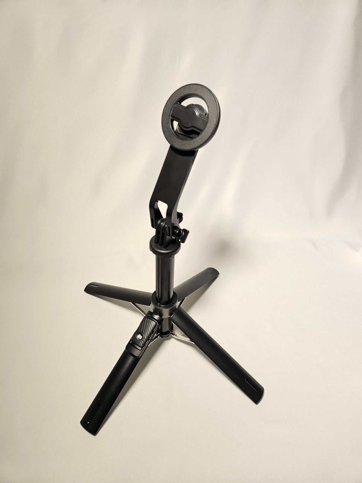 Selfie Stick Tripod MagSafe